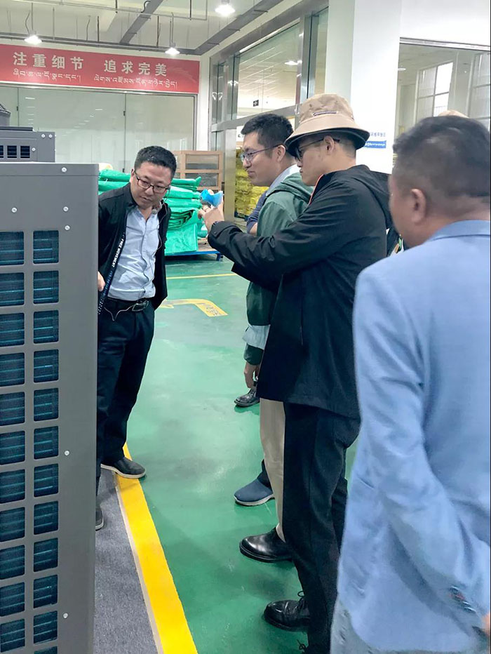 中国节能环保集团有限公司一行莅临四季沐歌拉萨工厂参观考察(图2)
